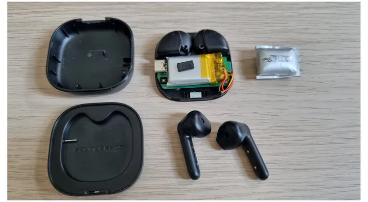 เปลี่ยนแบตเตอรี่ หูฟัง Soundpeats TrueAir 2
